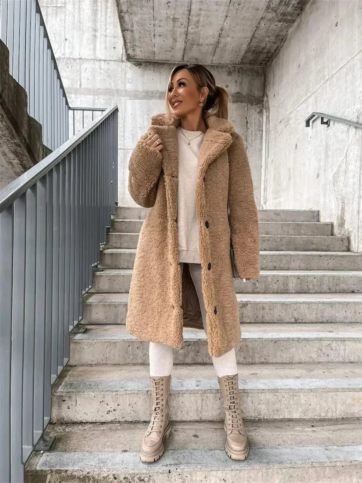 JESSICA™  | Abrigo de Peluche Teddy Acogedor