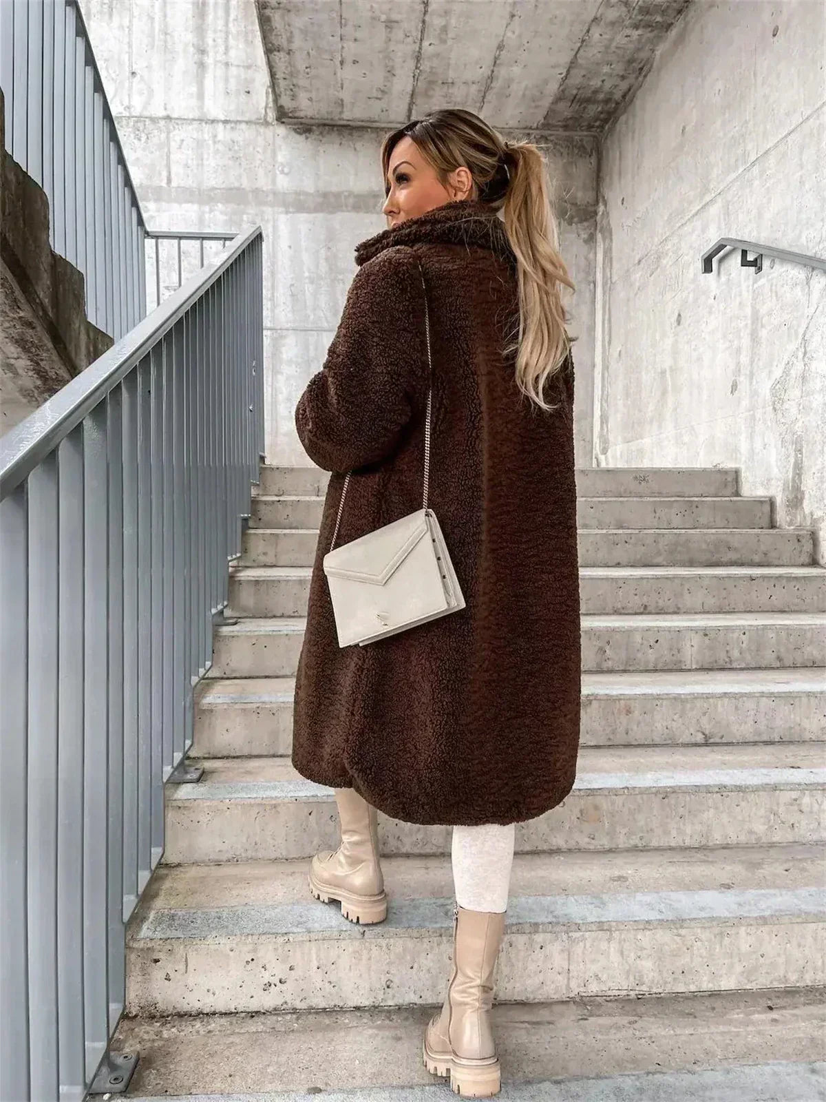 JESSICA™  | Abrigo de Peluche Teddy Acogedor