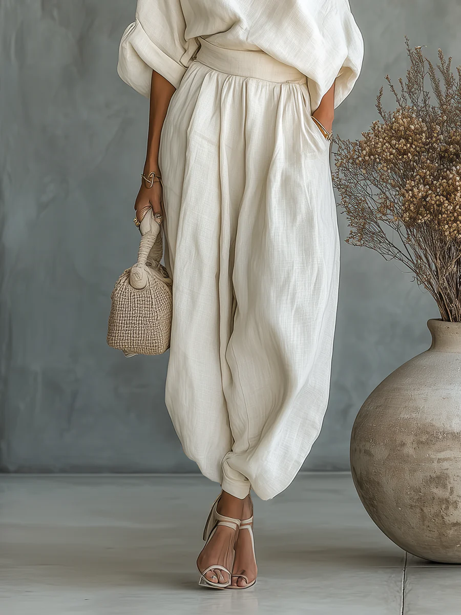 White™ -Conjunto de blusa suelta de lino color marfil con hombros descubiertos y pantalones de pierna entallada